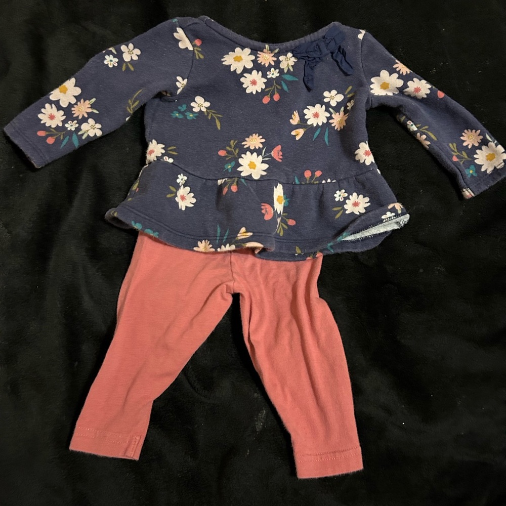 Carters floral winter outfit, baby girl size 6 months